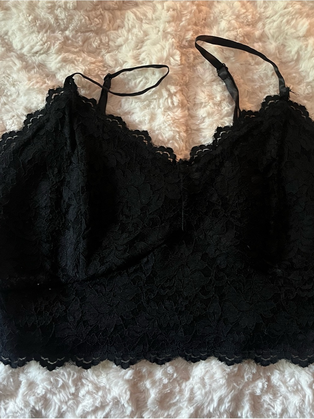 Black Lace crop-top Camisole - Women